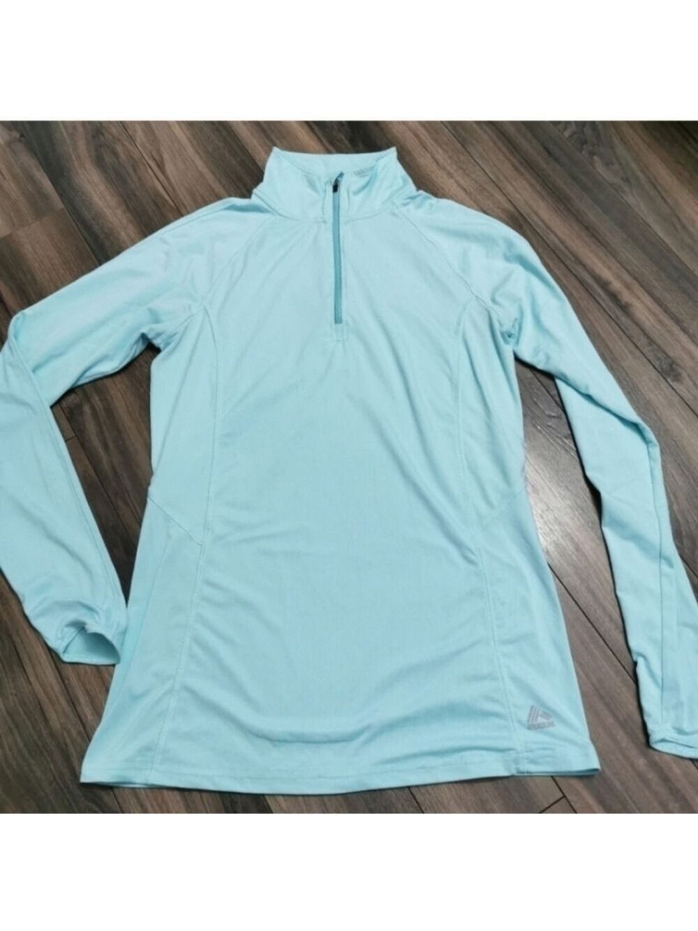 3/ $20 Reebok Performance longsleeve turquoise half zip pullover